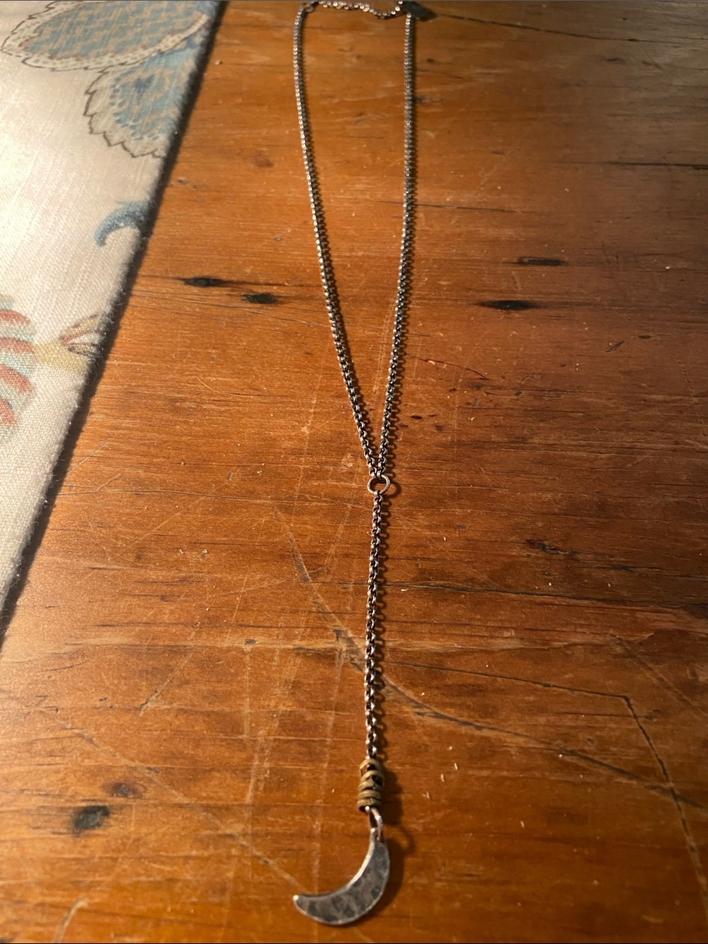 Jennifer Kahn Crescent Moon Pendant Lariat Necklace - Silver
